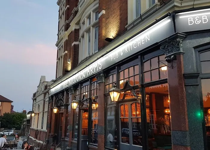 Bed and Breakfast Oyo The Kilburn Arms Londres